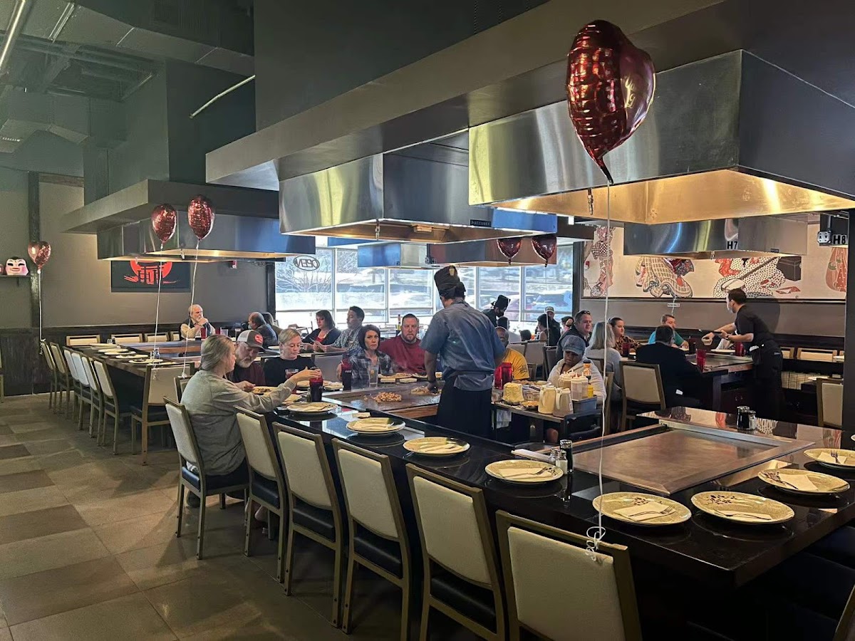 Fuji Yama Hibachi & Sushi